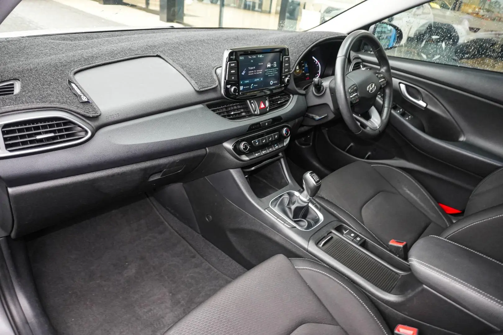 2021 Hyundai i30 Gallery Image 11