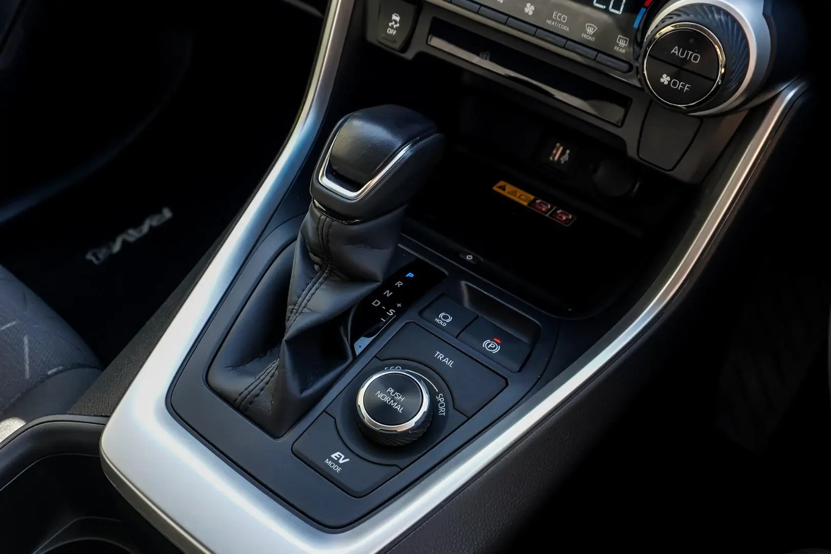 2023 Toyota RAV4 Gallery Image 18