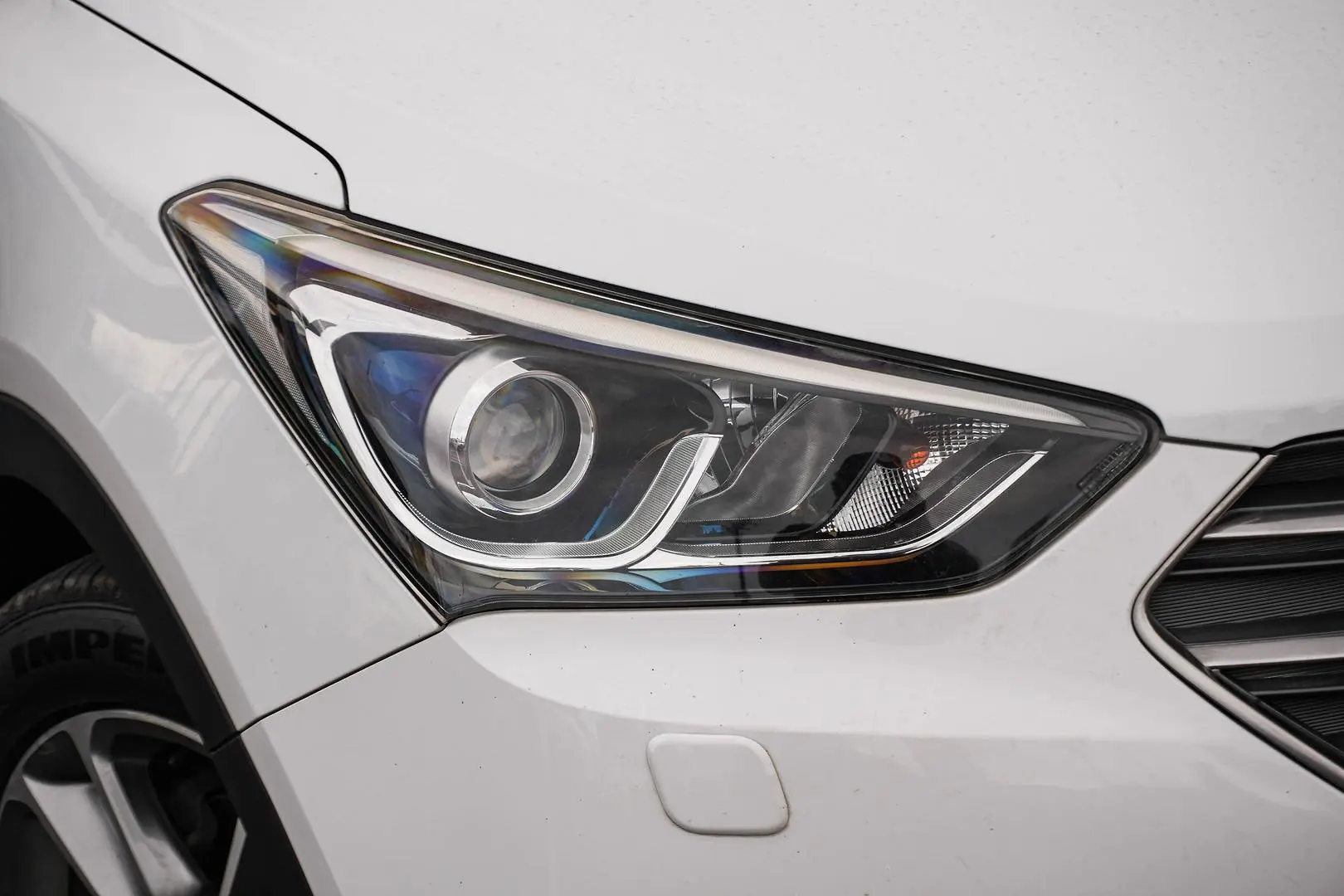 2015 Hyundai Santa Fe Gallery Image 12