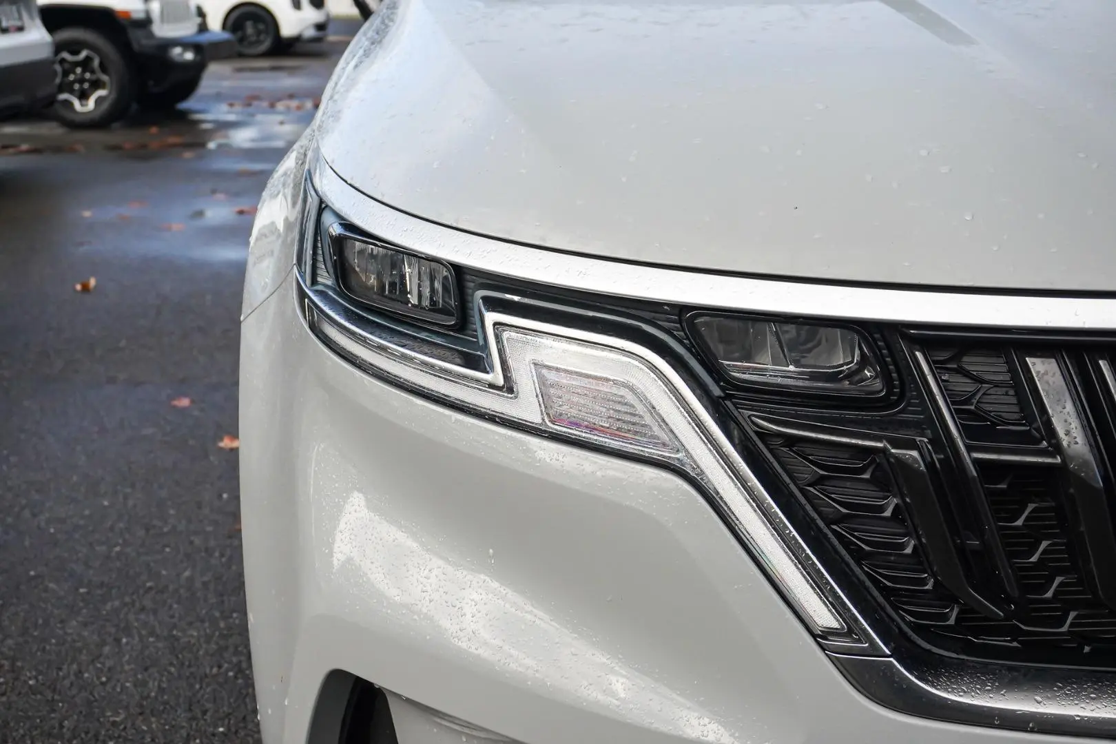 2022 Kia Carnival Gallery Image 12