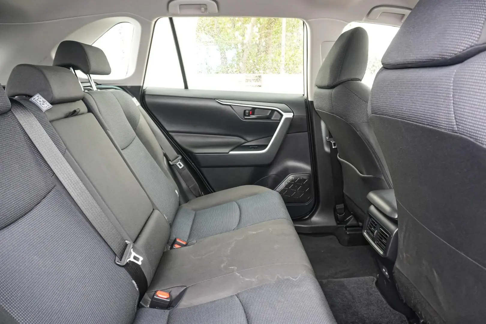 2024 Toyota RAV4 Gallery Image 9