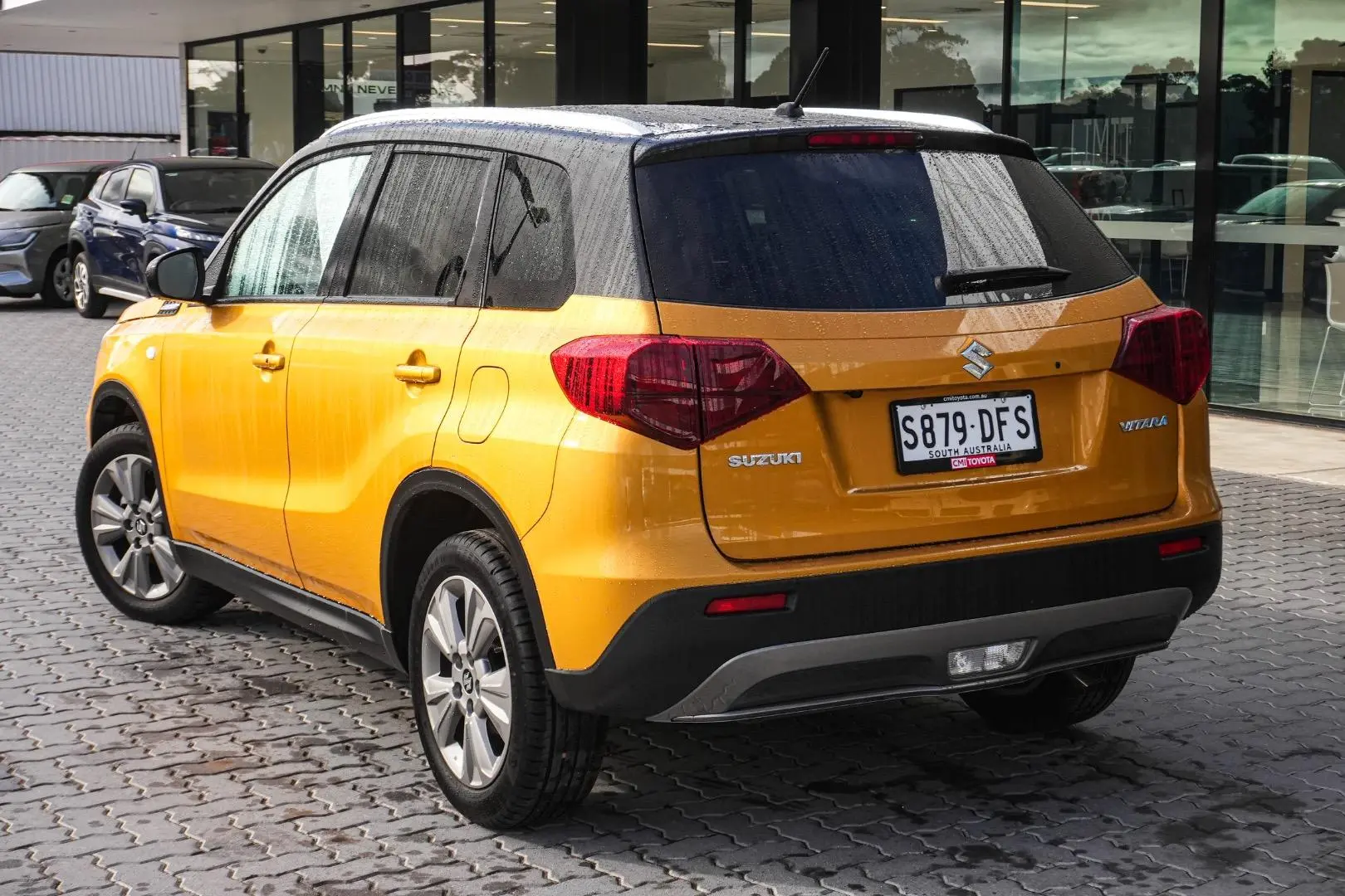 2024 Suzuki Vitara Gallery Image 3