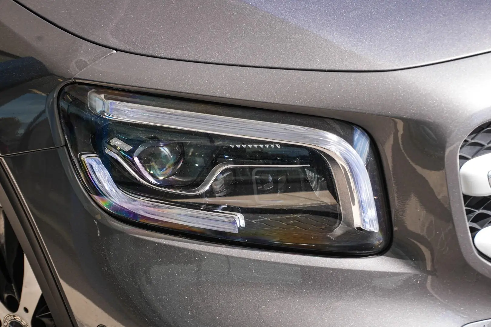 2021 Mercedes-Benz GLB-Class Gallery Image 12