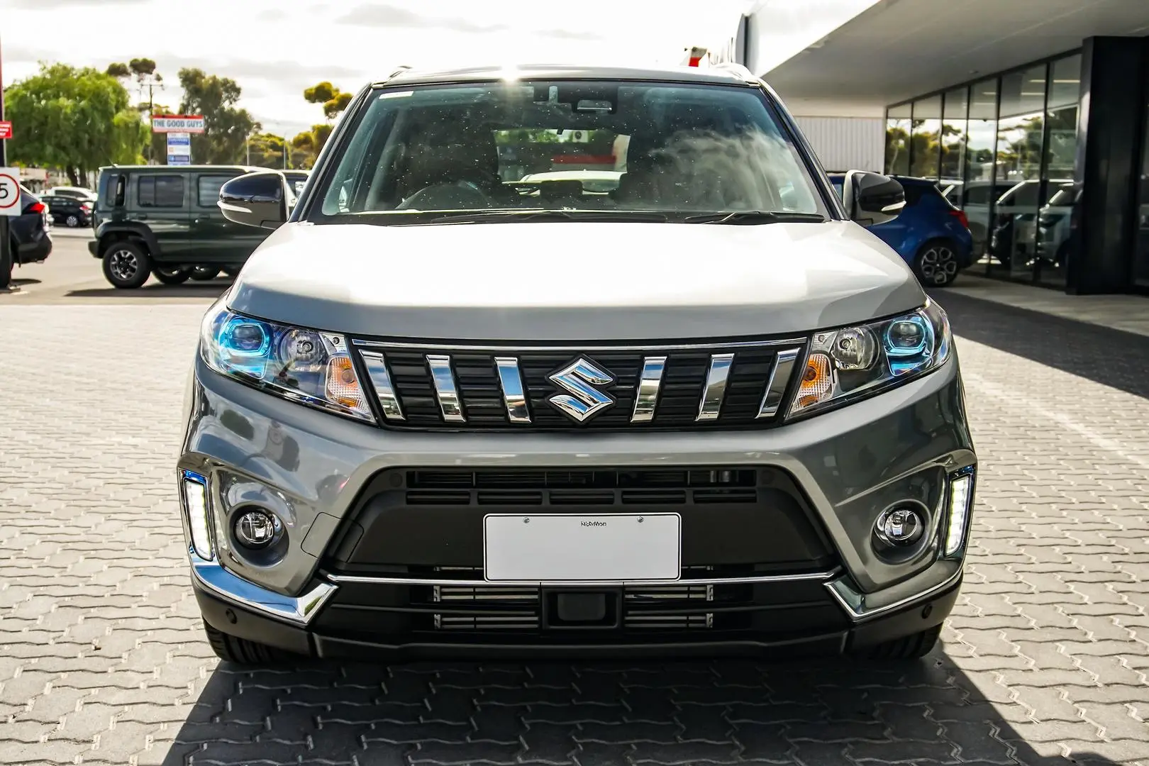 2023 Suzuki Vitara Image 4