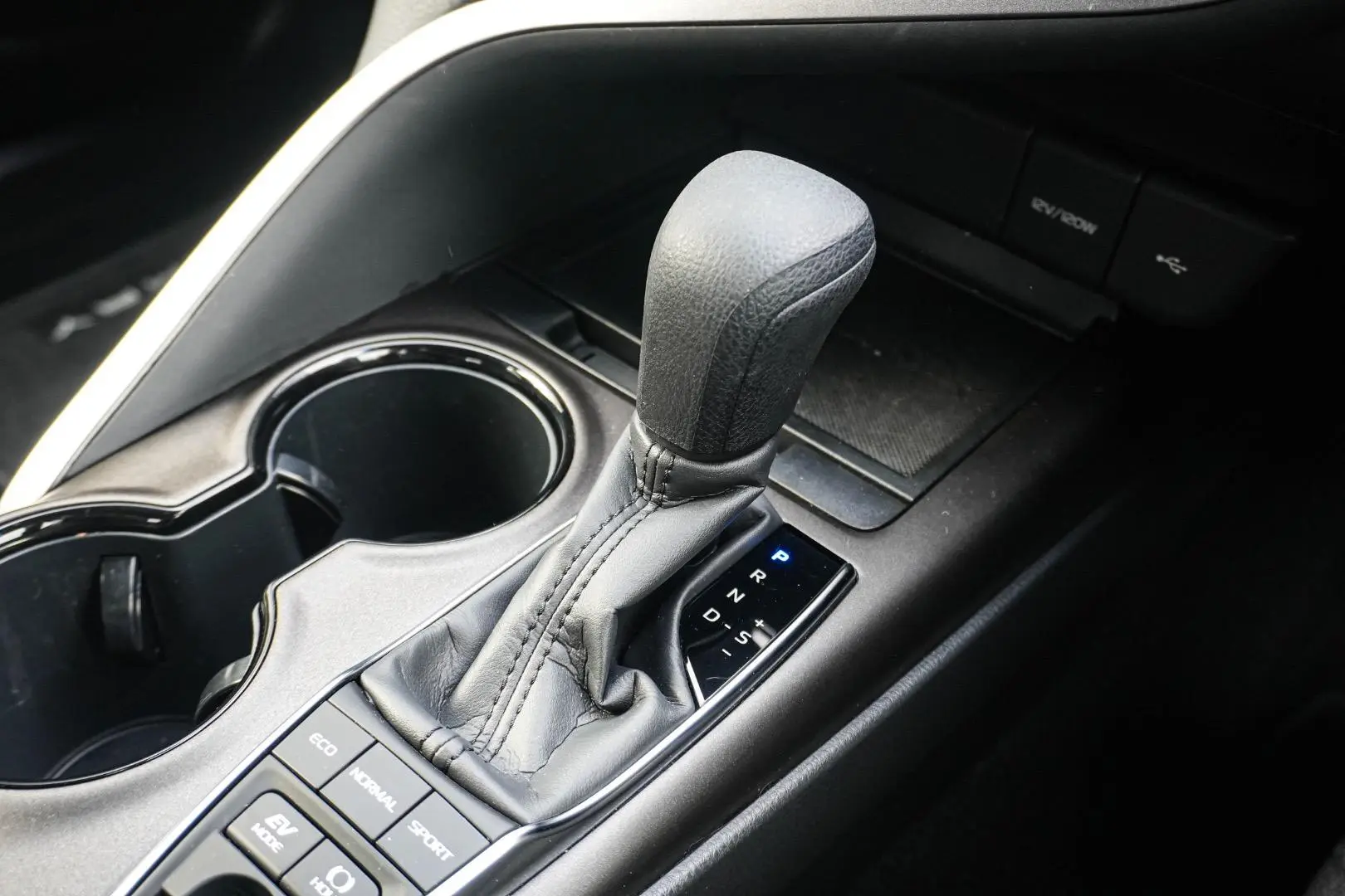 2023 Toyota Camry Gallery Image 19