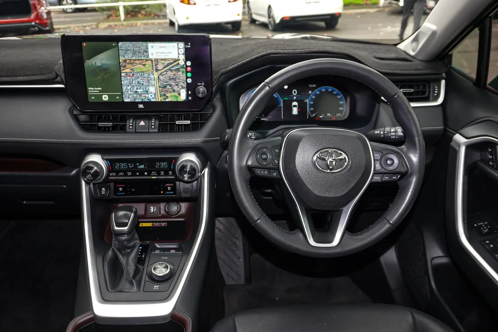 2024 Toyota RAV4 Gallery Image 9
