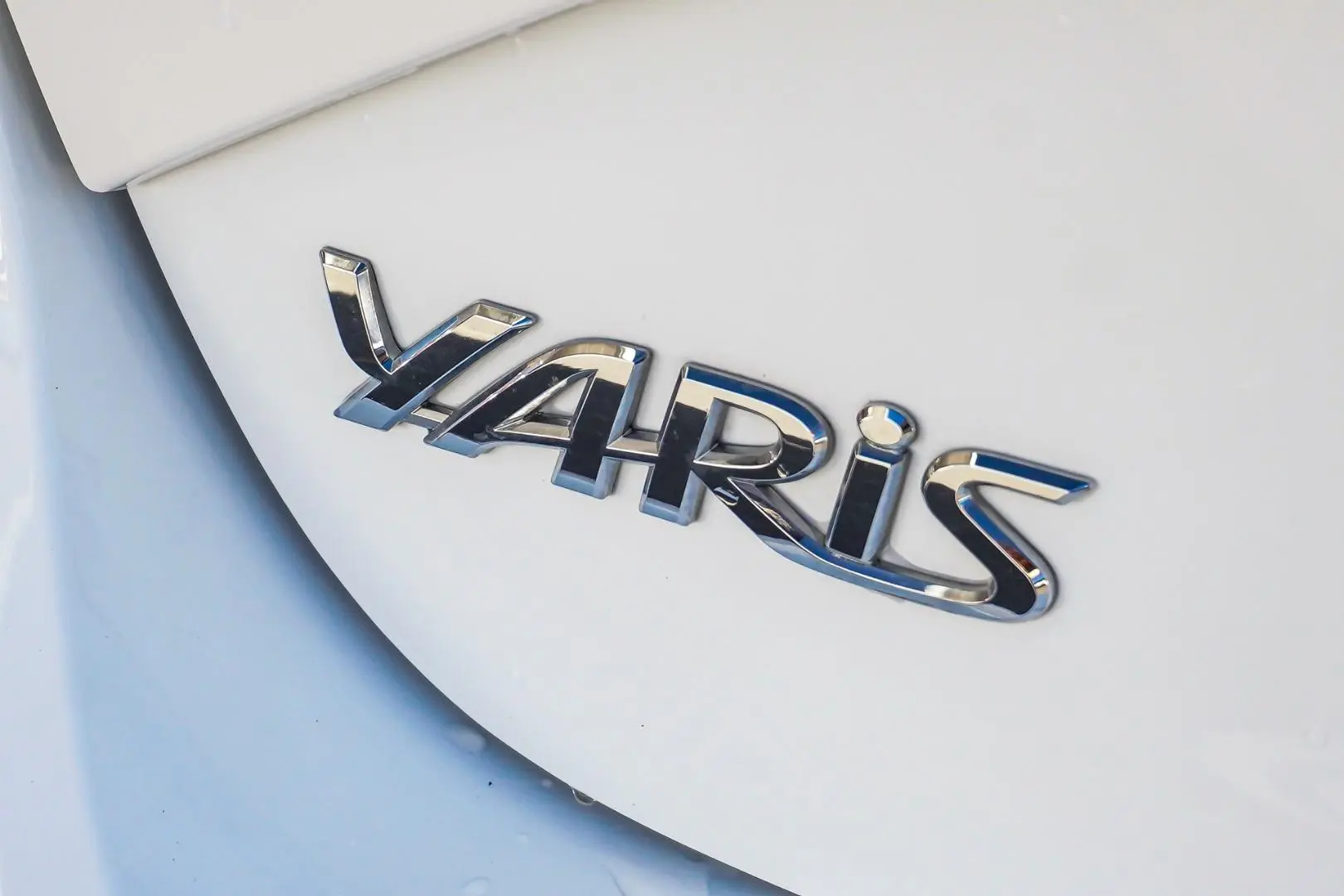 2019 Toyota Yaris Gallery Image 14