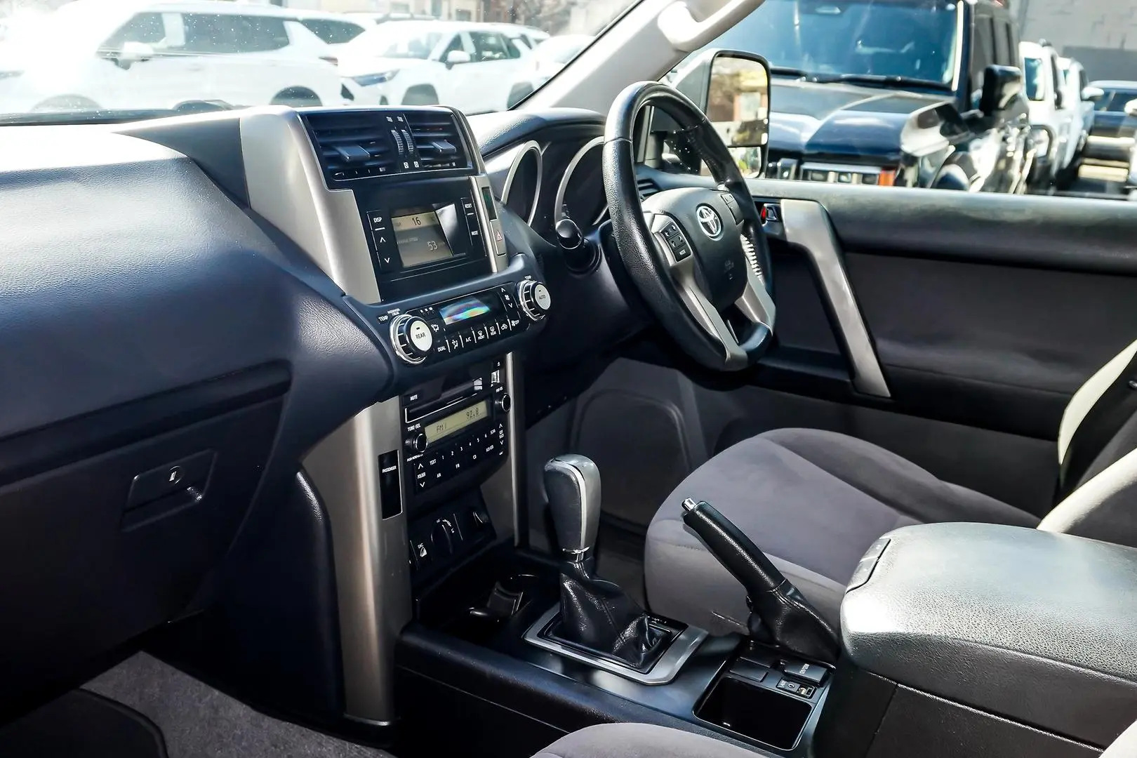2012 Toyota Landcruiser Prado Gallery Image 10