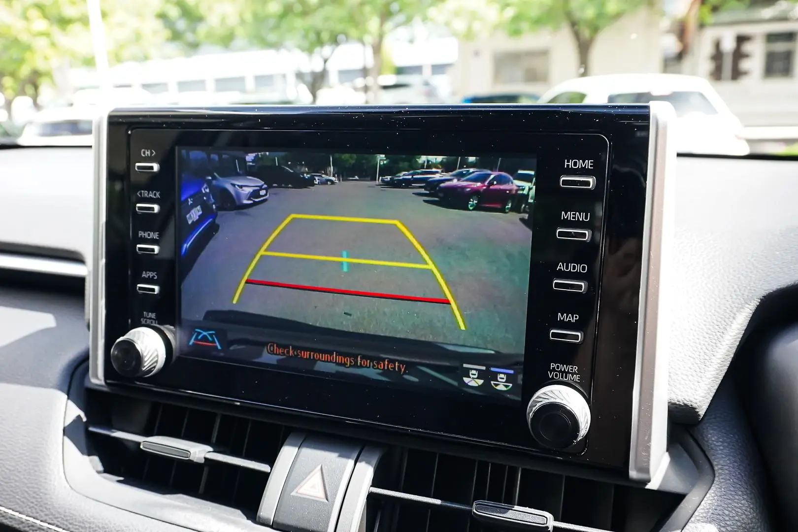 2021 Toyota RAV4 Gallery Image 23