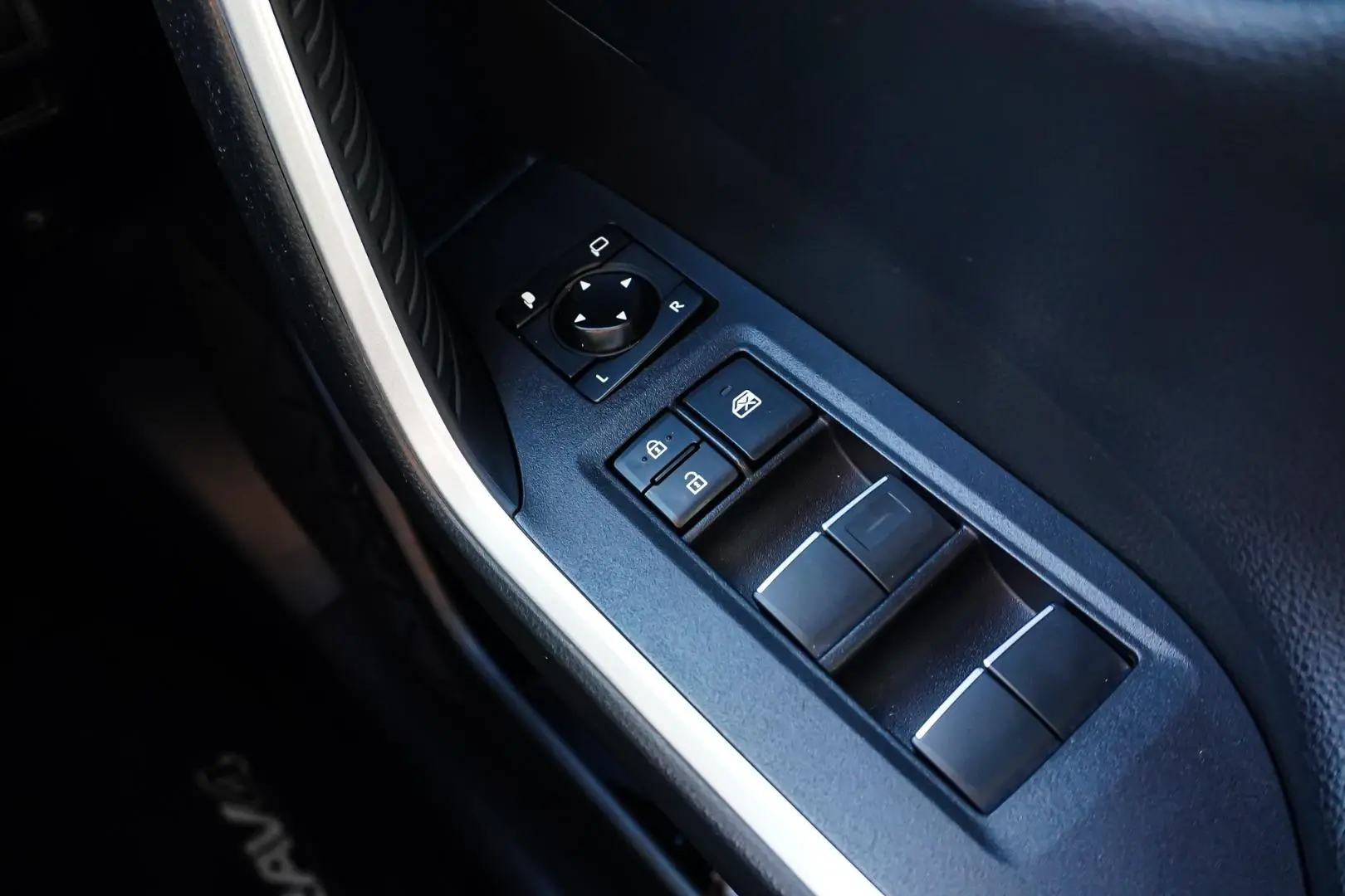 2020 Toyota RAV4 Gallery Image 22