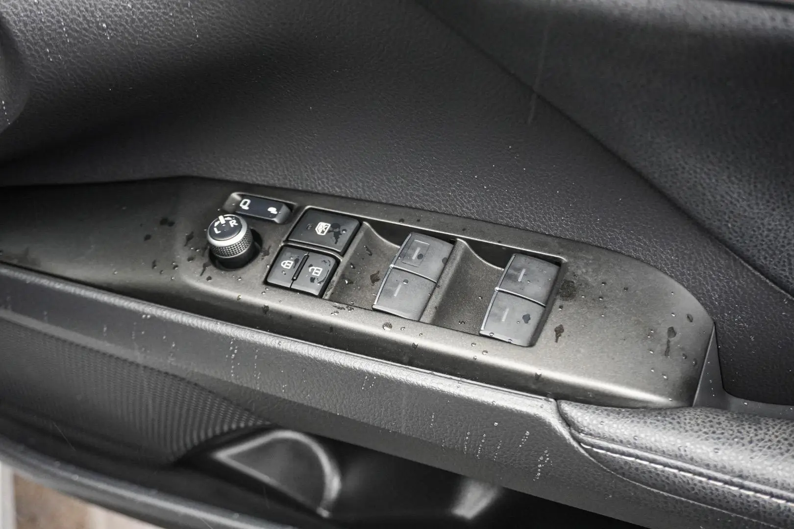 2022 Toyota Camry Gallery Image 17
