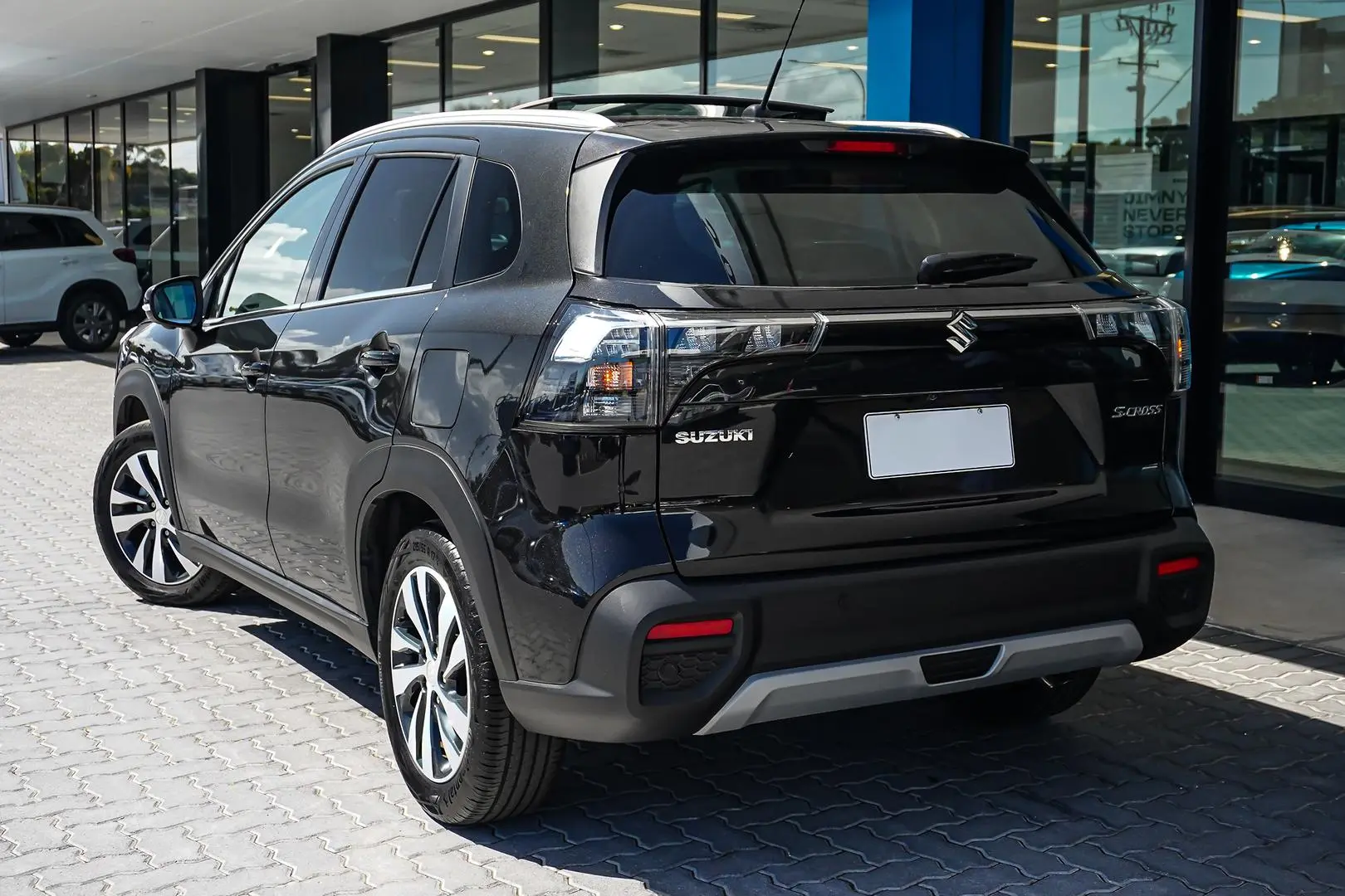 2023 Suzuki S-Cross Gallery Image 2