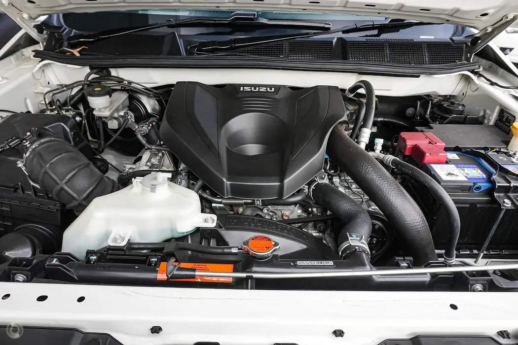 2020 Isuzu D-MAX Gallery Image 24