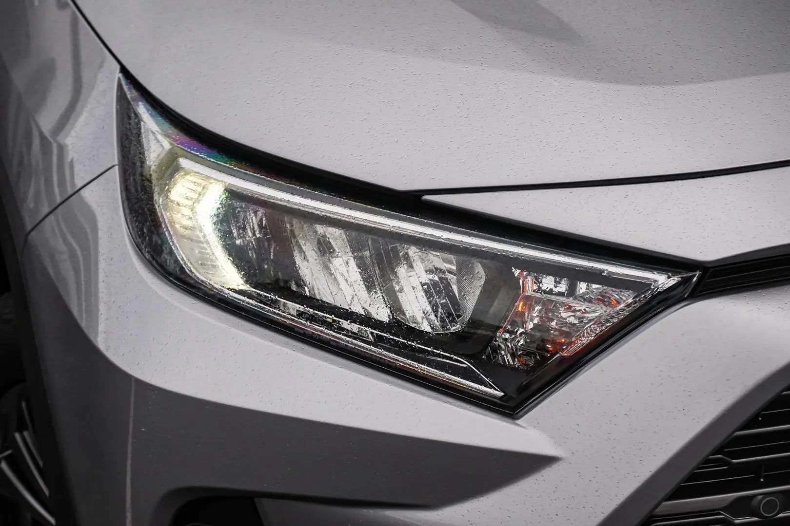 2024 Toyota RAV4 Gallery Image 12