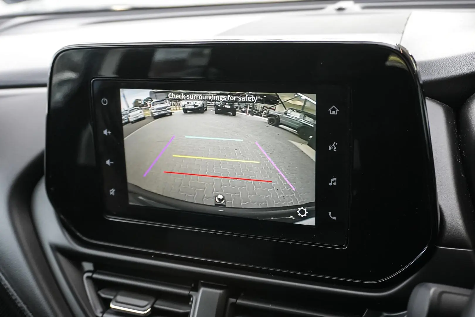 2023 Suzuki S-Cross Gallery Image 21