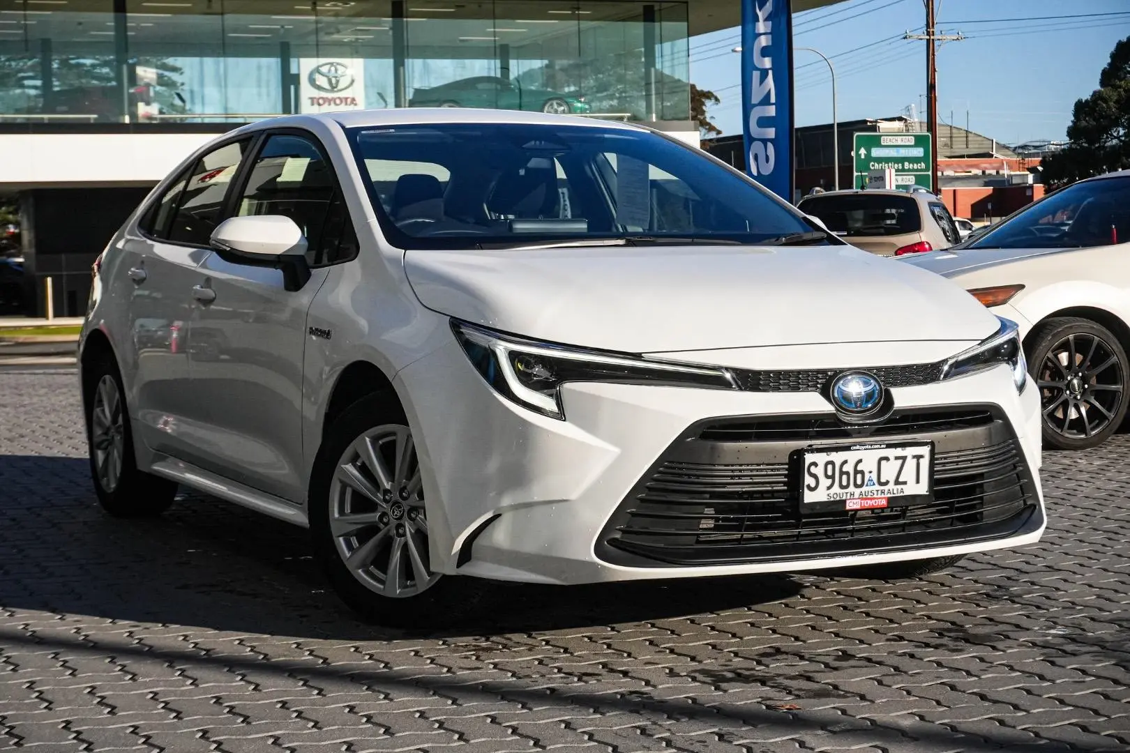 2024 Toyota Corolla Gallery Image 2