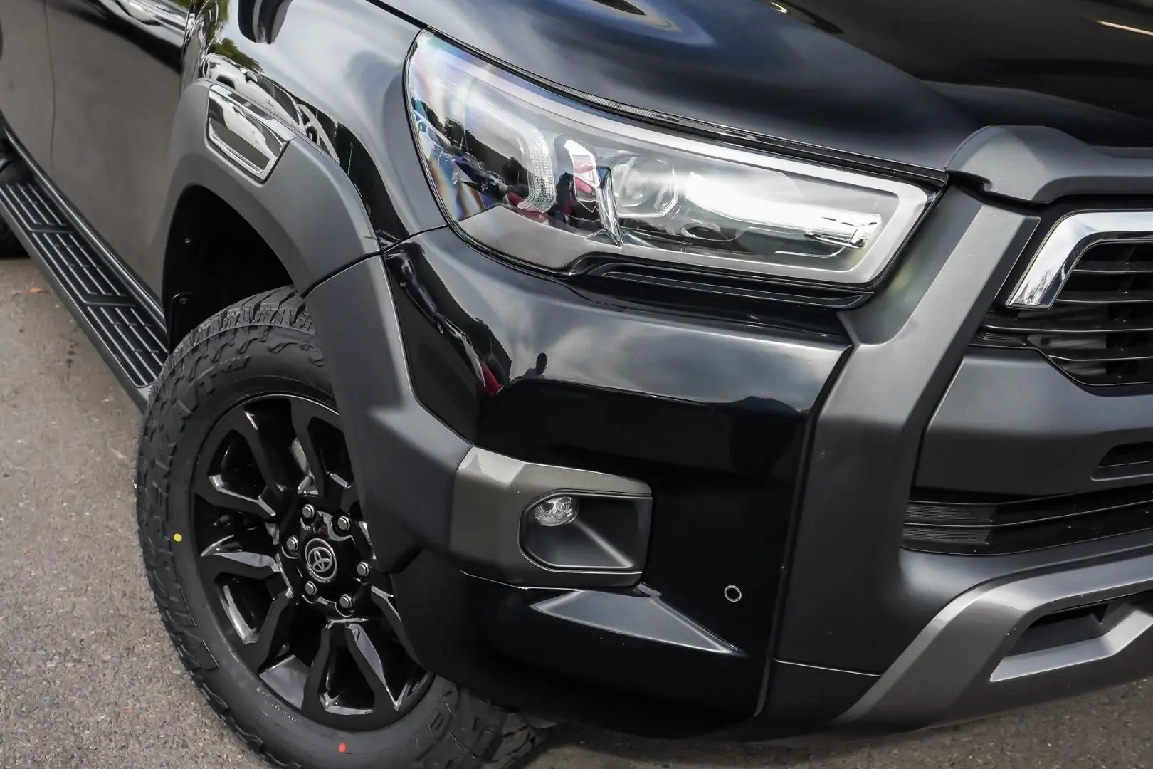 2022 Toyota Hilux Gallery Image 12