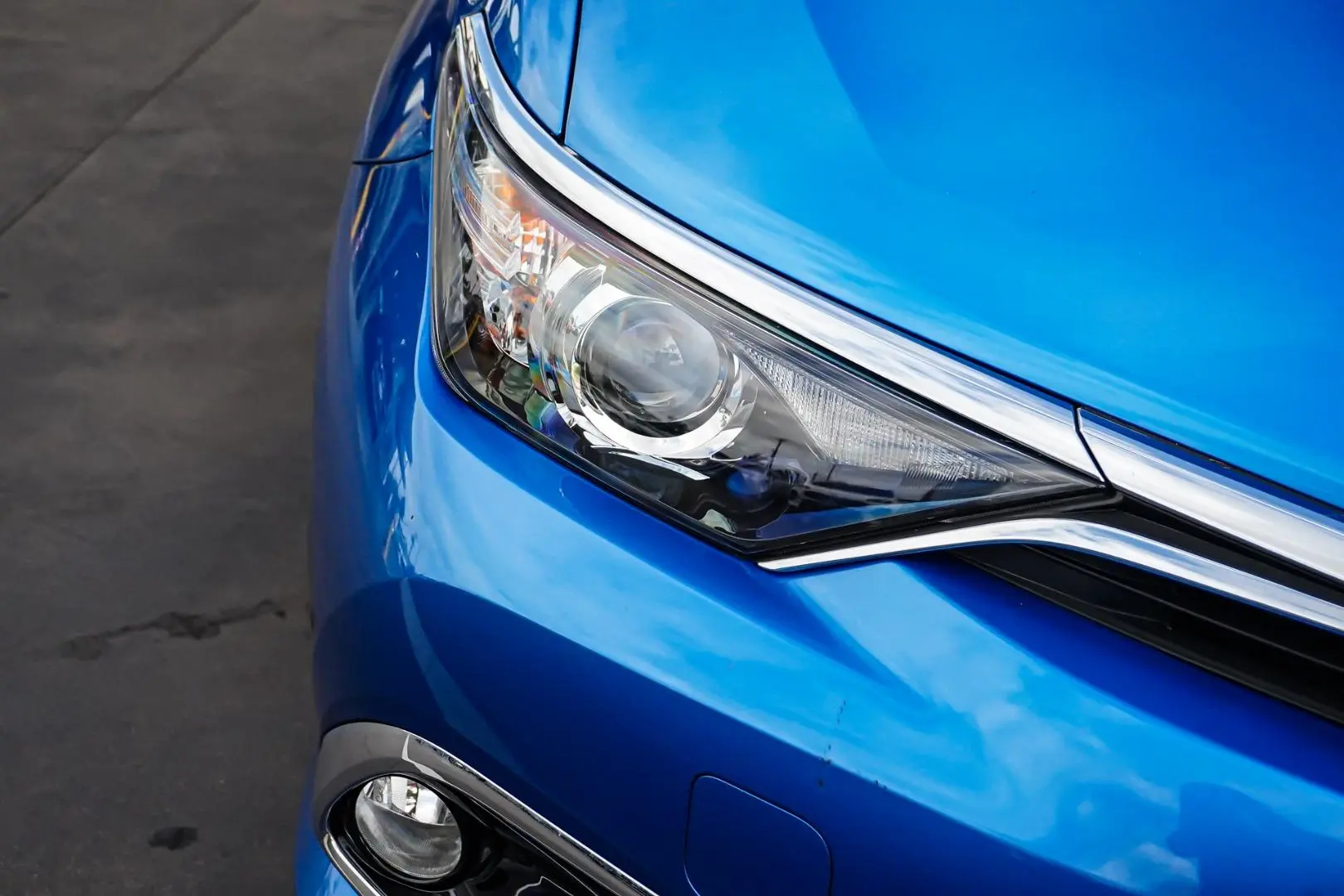 2016 Toyota Corolla Gallery Image 13