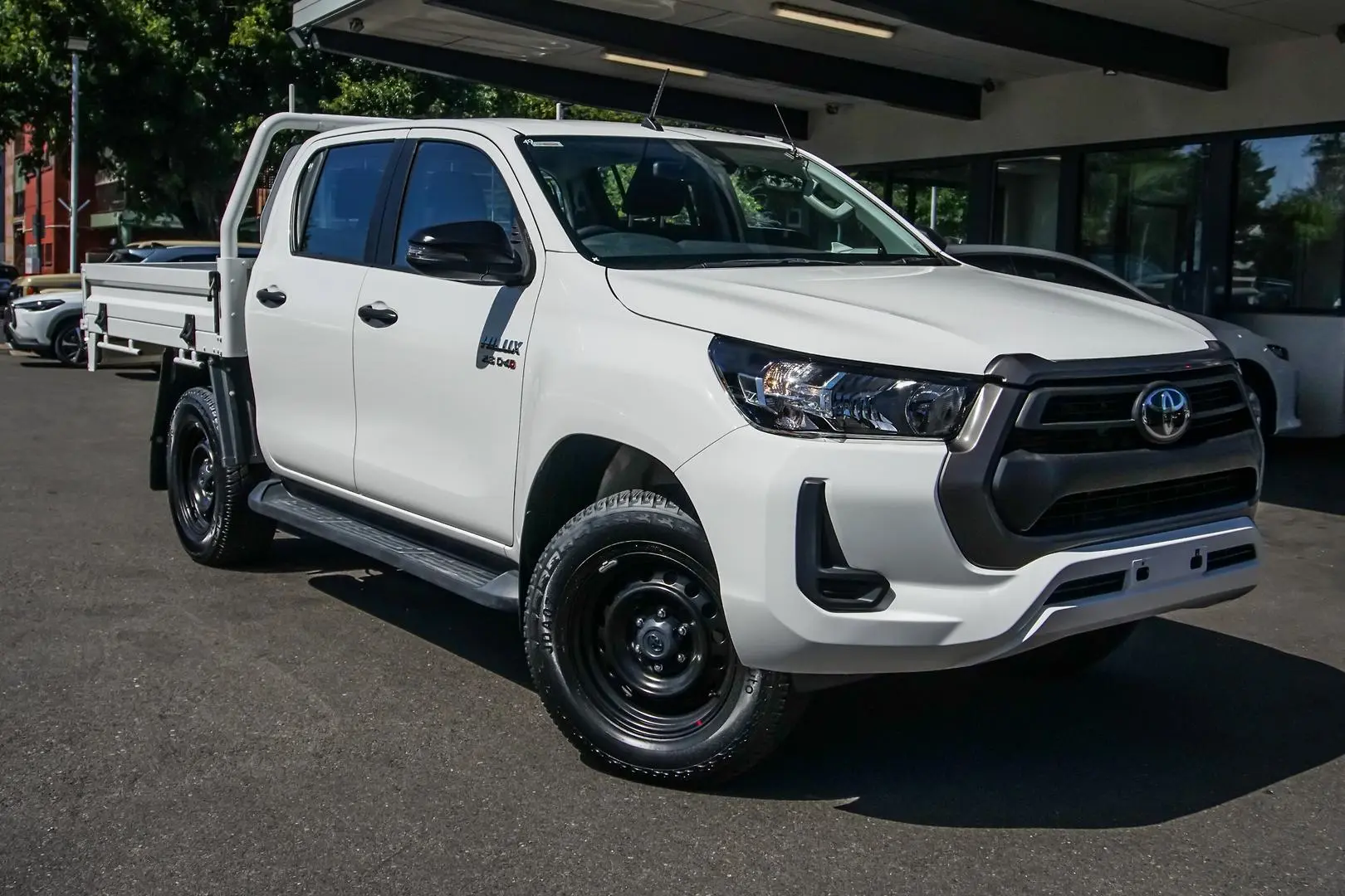 2020 Toyota Hilux Gallery Image 1