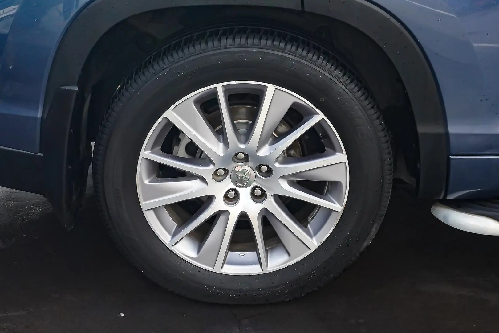 2014 Toyota Kluger Gallery Image 17