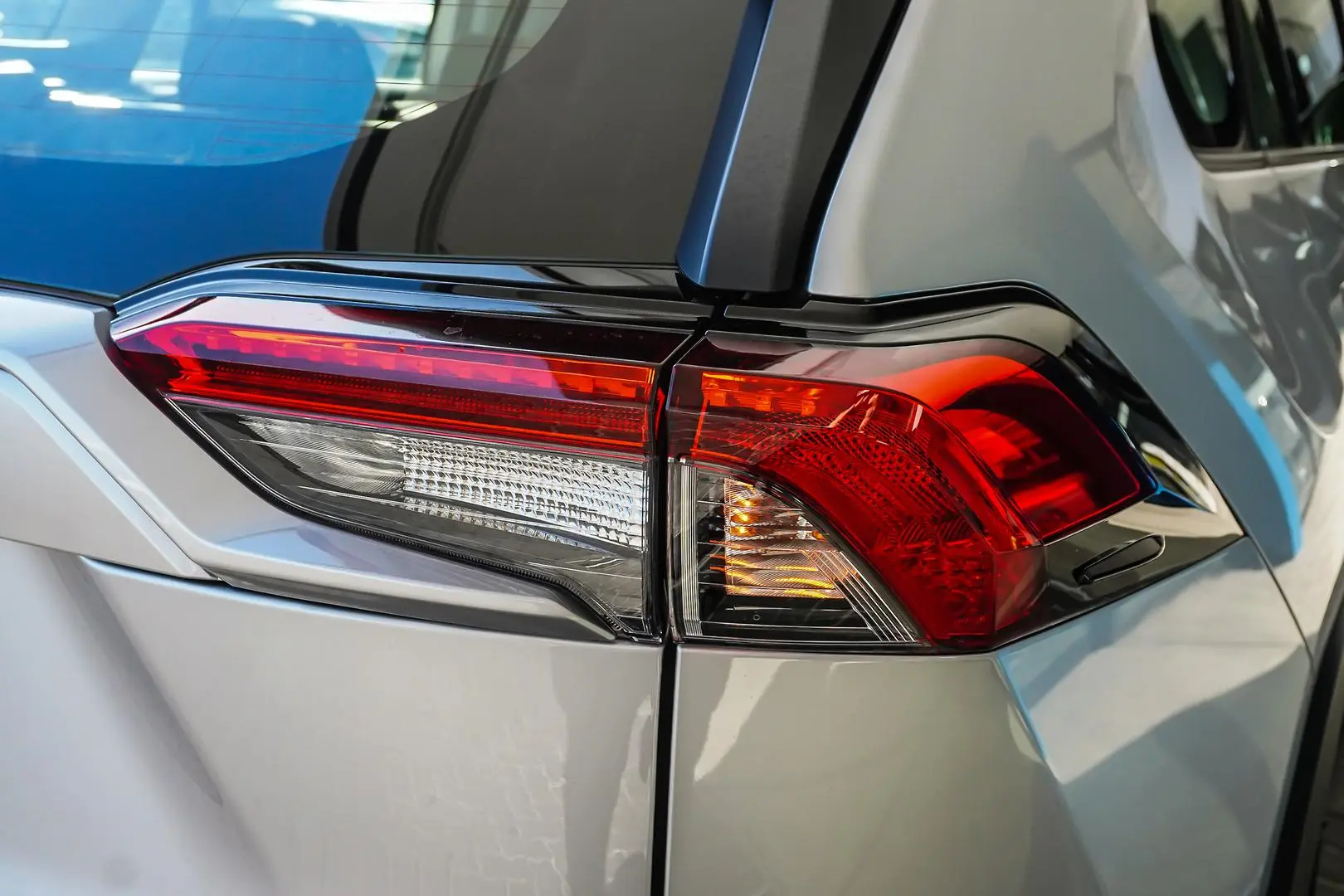 2024 Toyota RAV4 Gallery Image 13