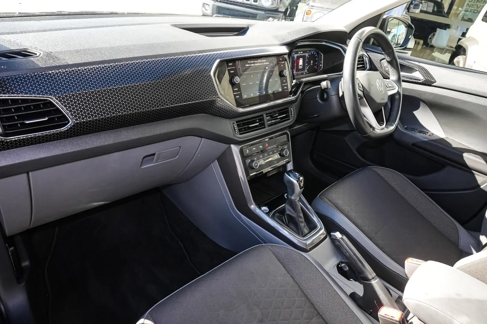 2020 Volkswagen T-Cross Gallery Image 10