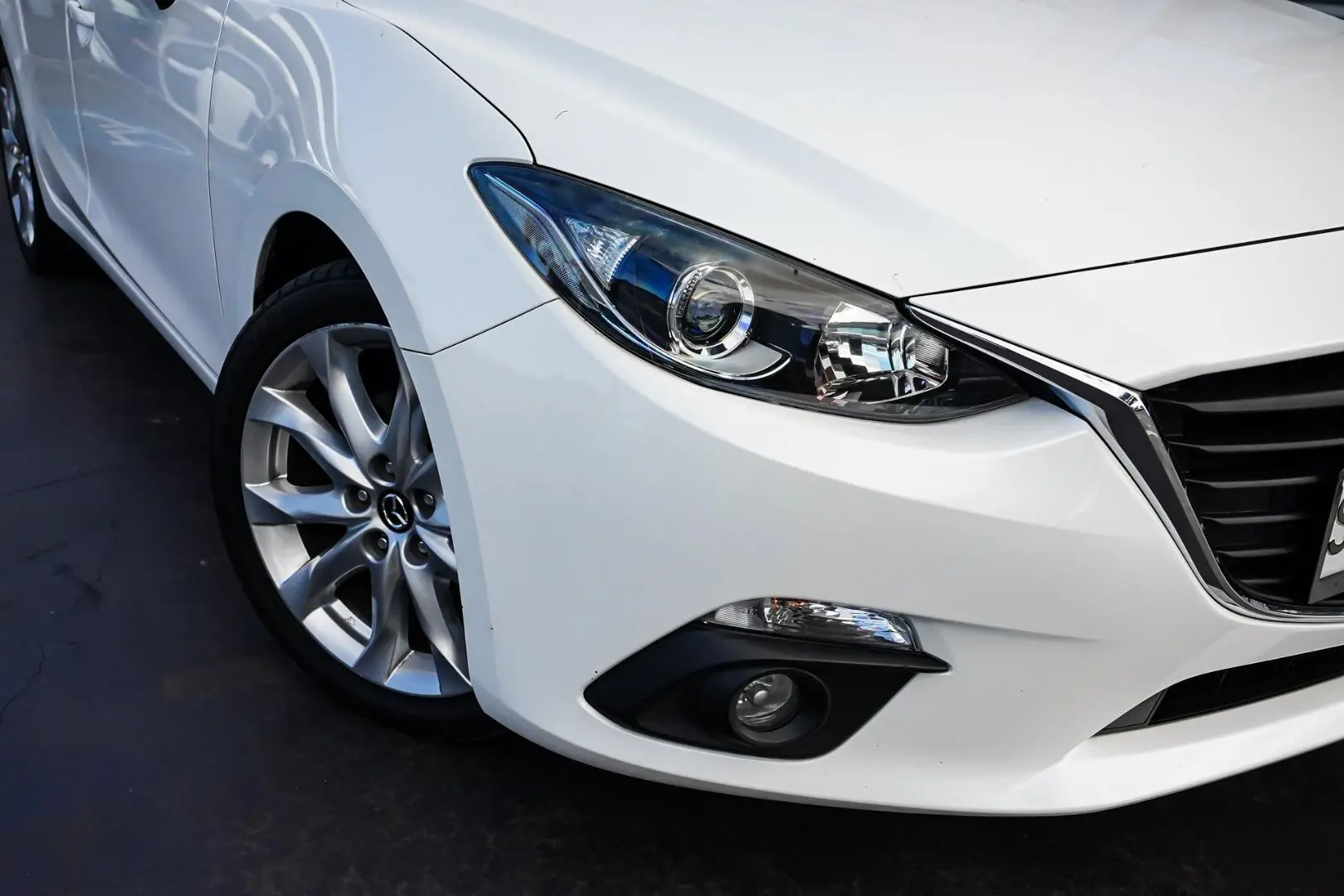2015 Mazda 3 Gallery Image 11