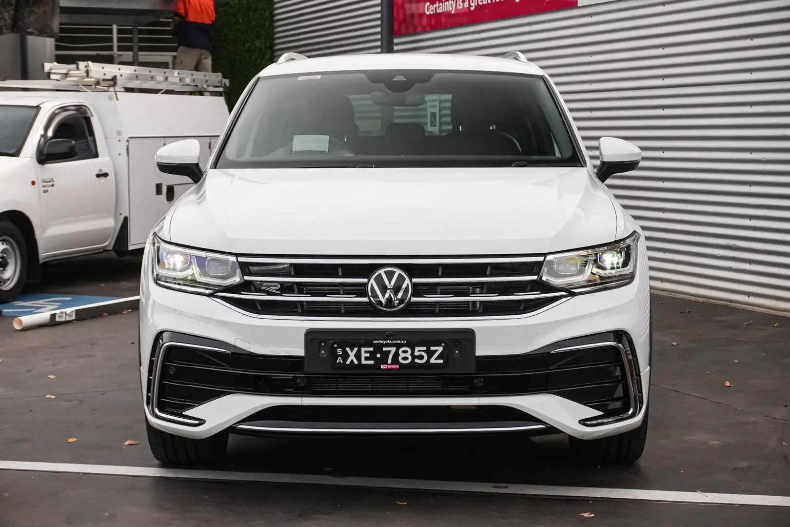 2024 Volkswagen Tiguan Gallery Image 5