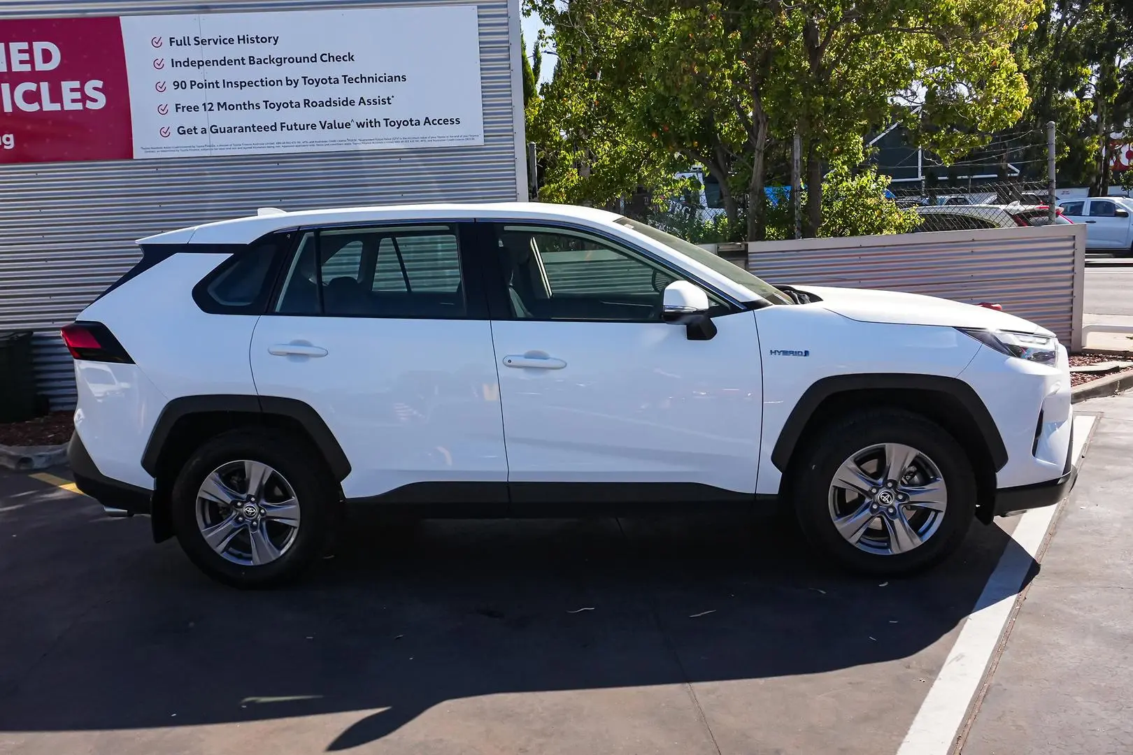 2024 Toyota RAV4 Gallery Image 4