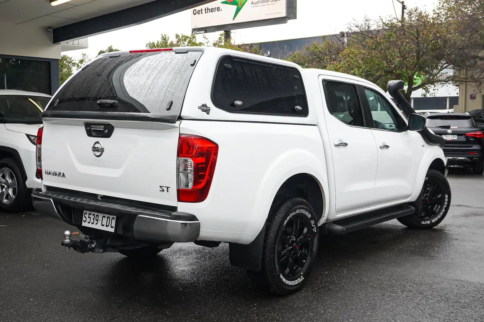 2019 Nissan Navara Gallery Image 3