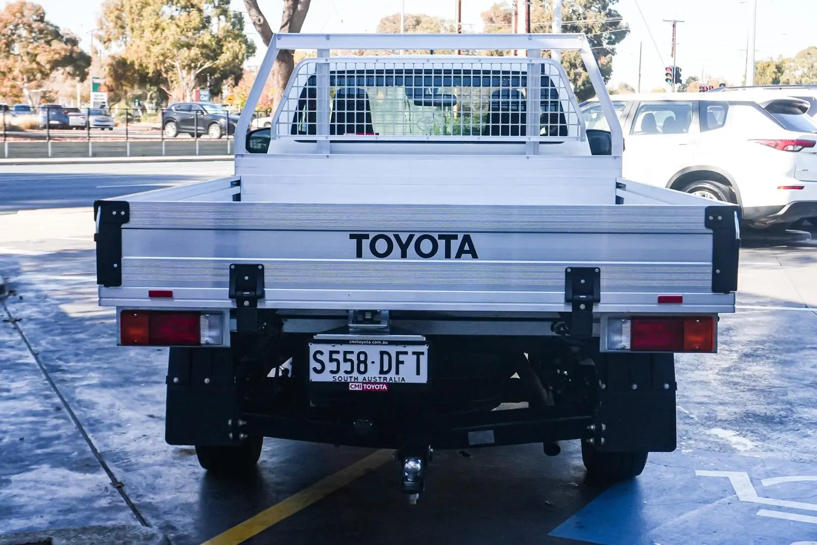 2020 Toyota Hilux Gallery Image 5