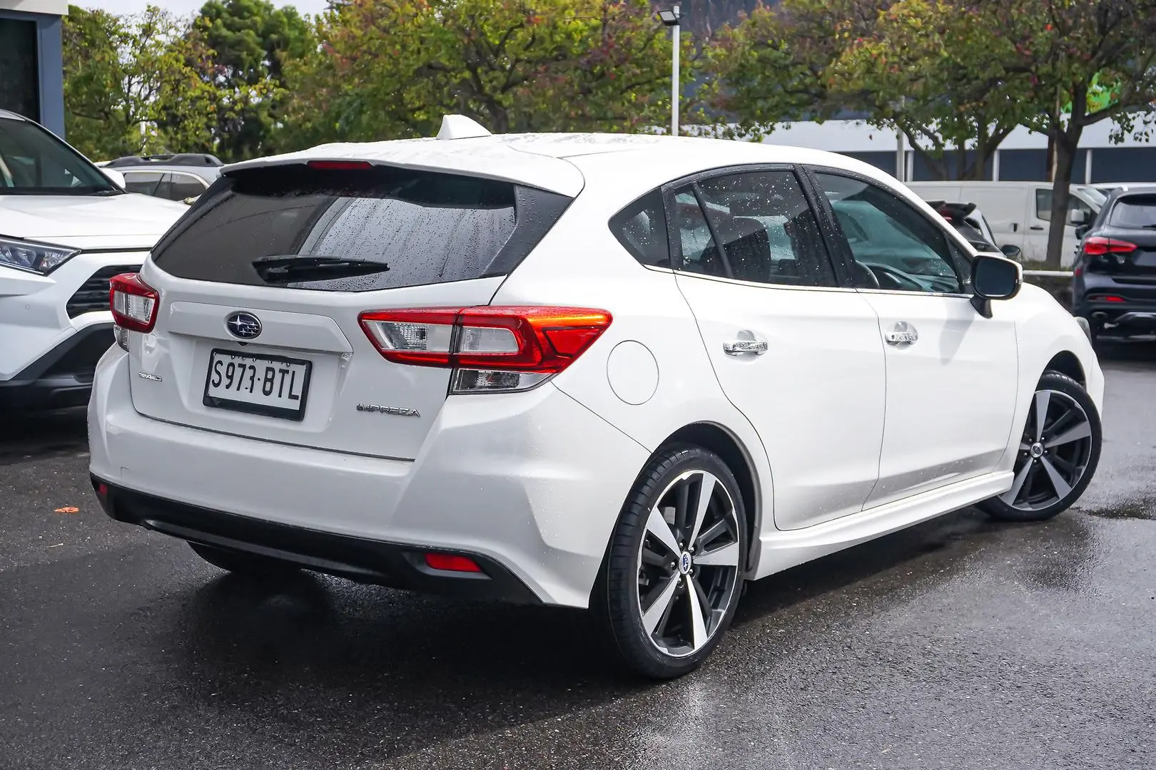 2017 Subaru Impreza Gallery Image 3