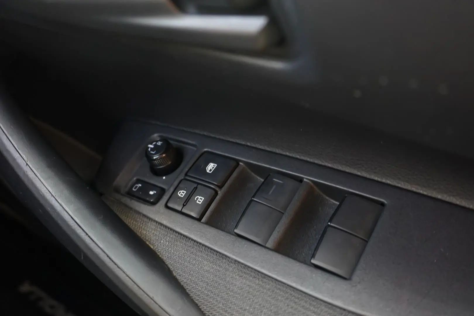 2020 Toyota Corolla Gallery Image 21