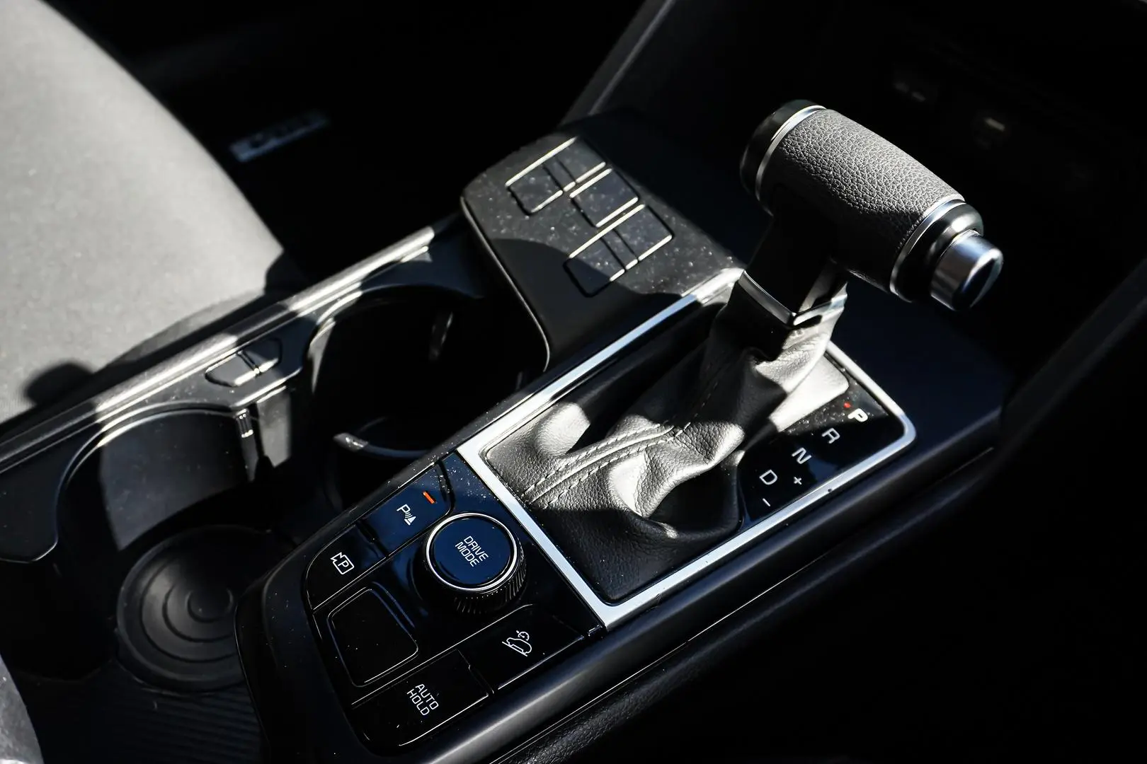 2023 Kia Sportage Gallery Image 18