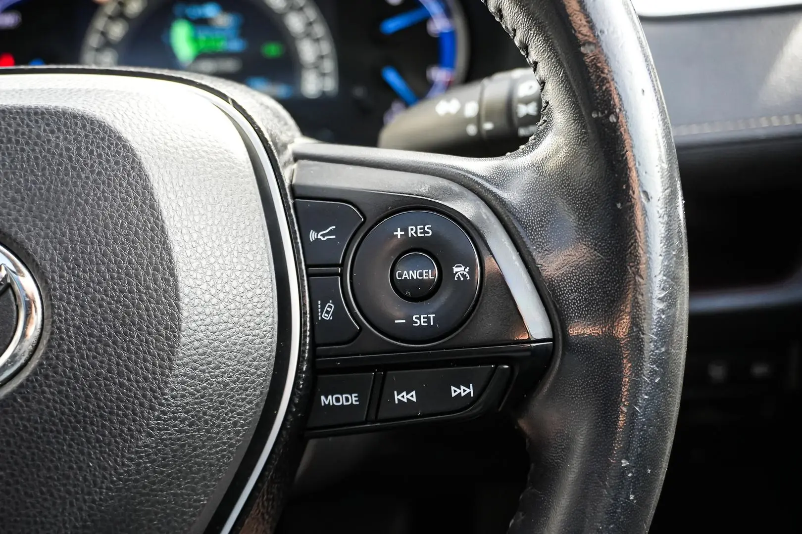 2020 Toyota RAV4 Gallery Image 22