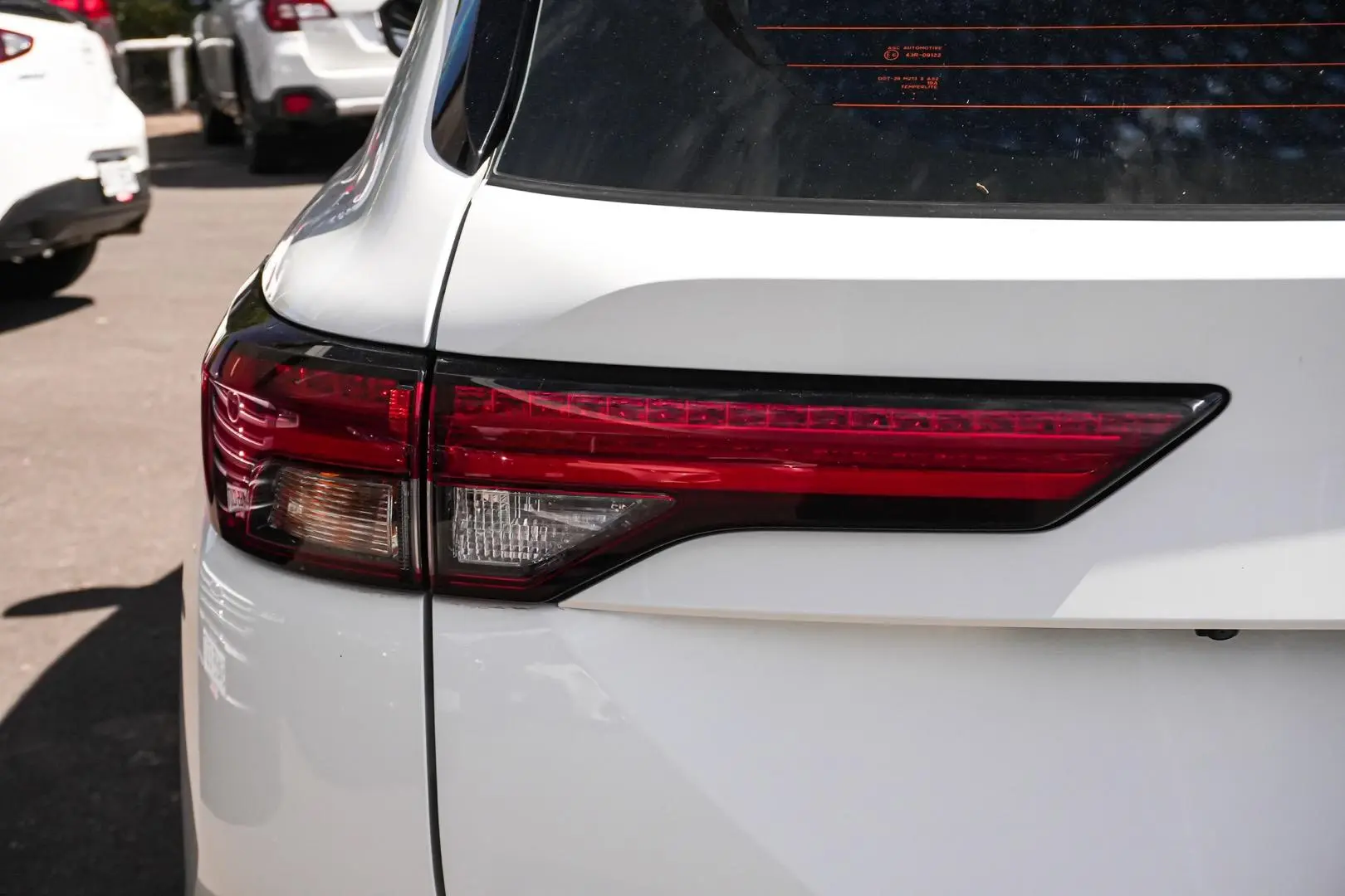 2023 Mitsubishi Outlander Gallery Image 14