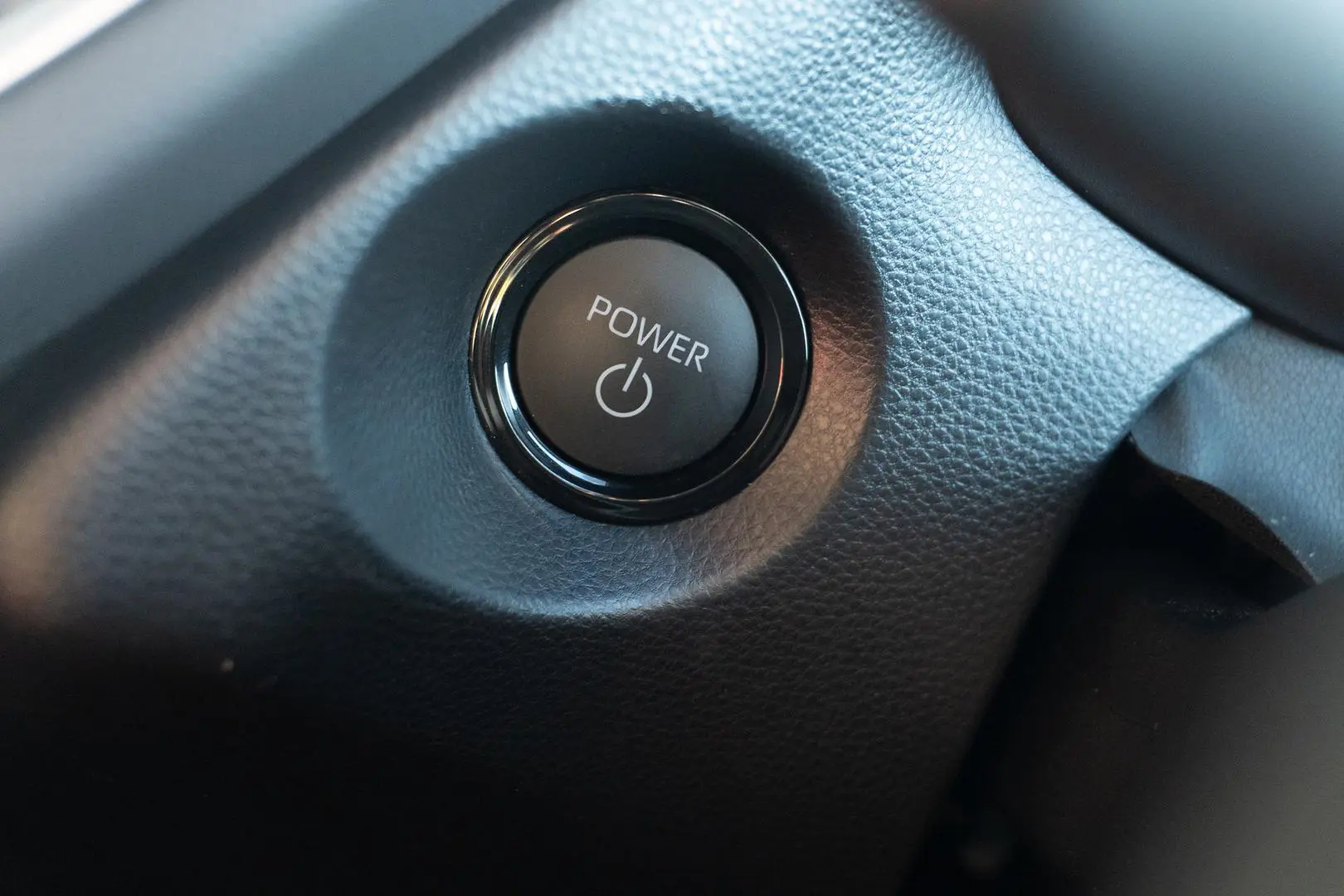 2025 Toyota Corolla Cross Gallery Image 21
