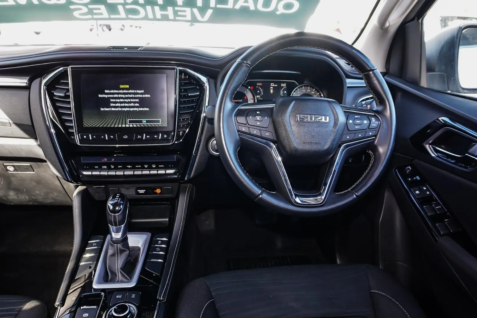 2023 Isuzu MU-X Gallery Image 9