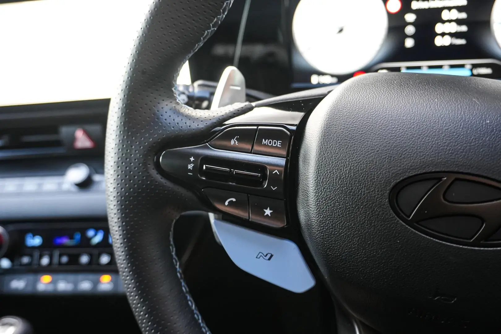 2025 Hyundai i30 Gallery Image 20