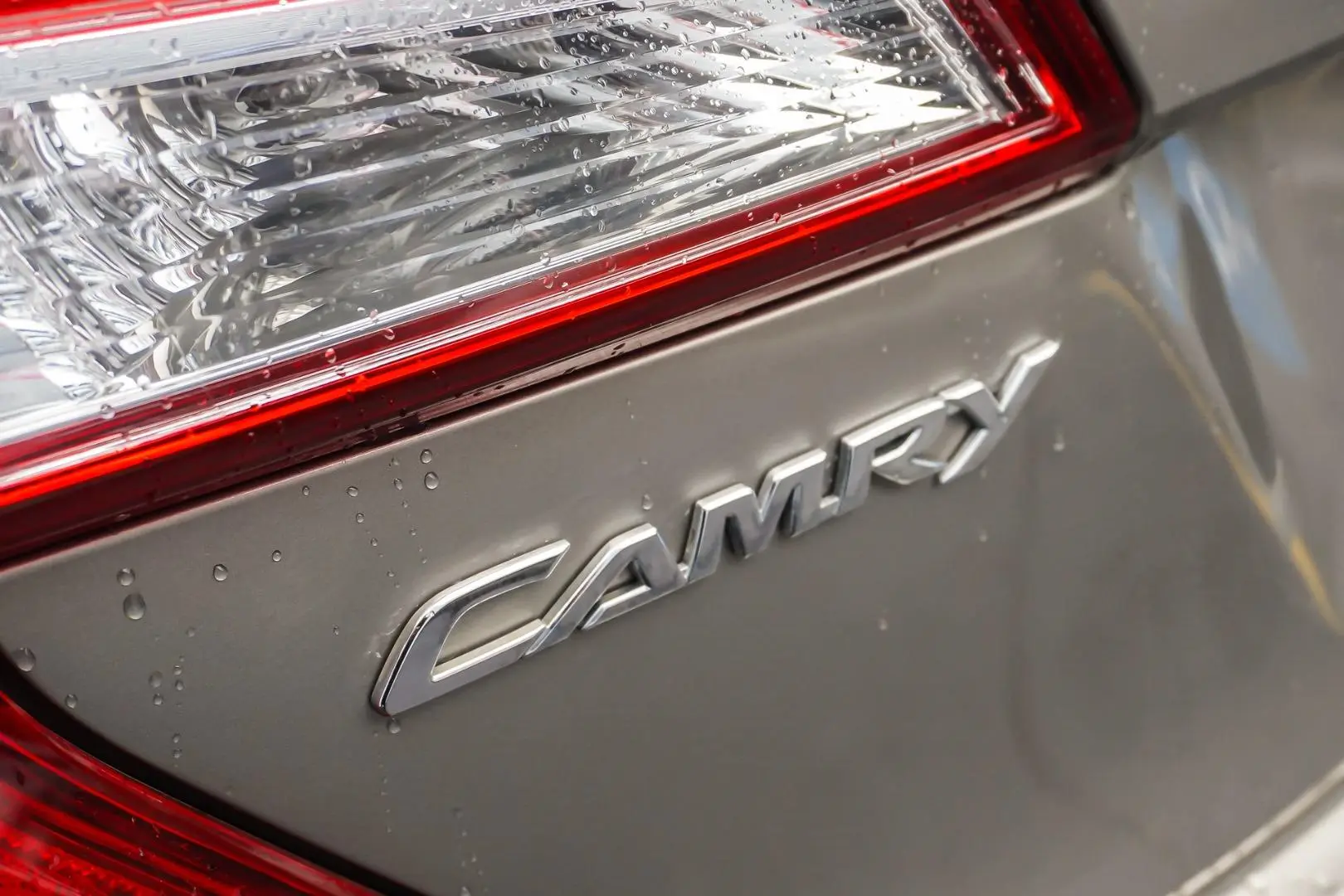 2013 Toyota Camry Gallery Image 15