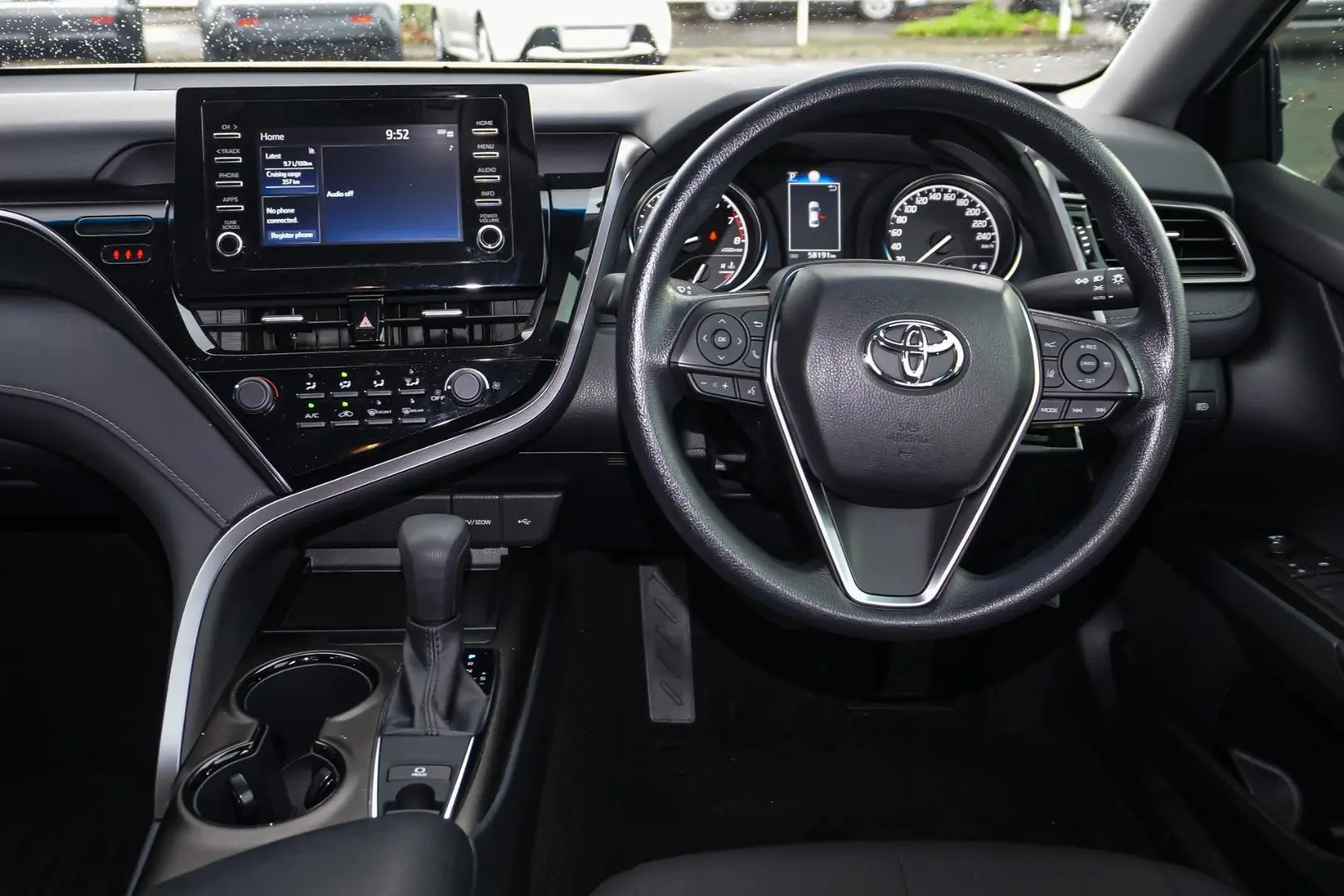 2022 Toyota Camry Gallery Image 9