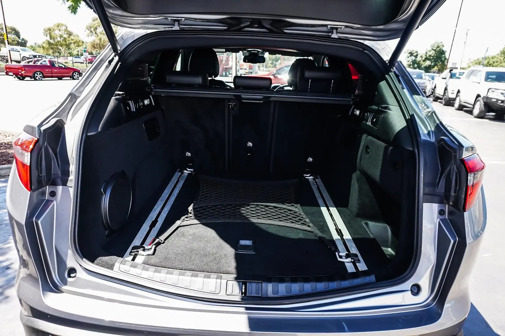 2018 Alfa Romeo Stelvio Gallery Image 10