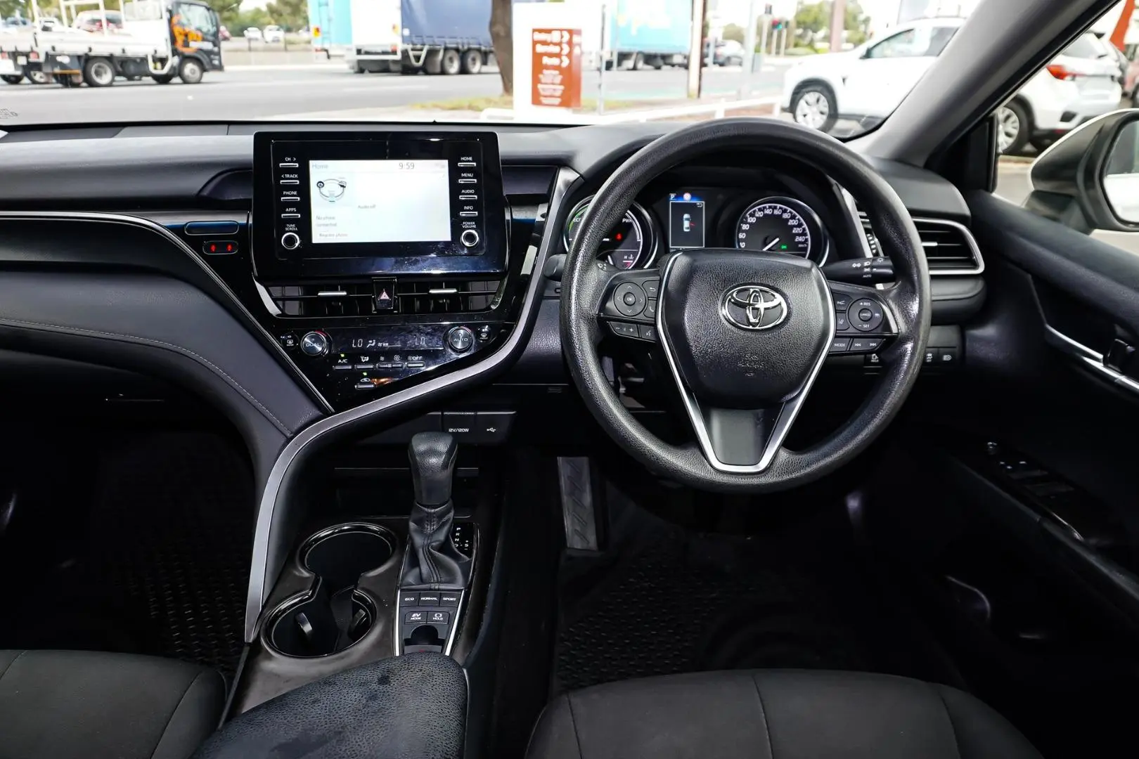 2021 Toyota Camry Gallery Image 9