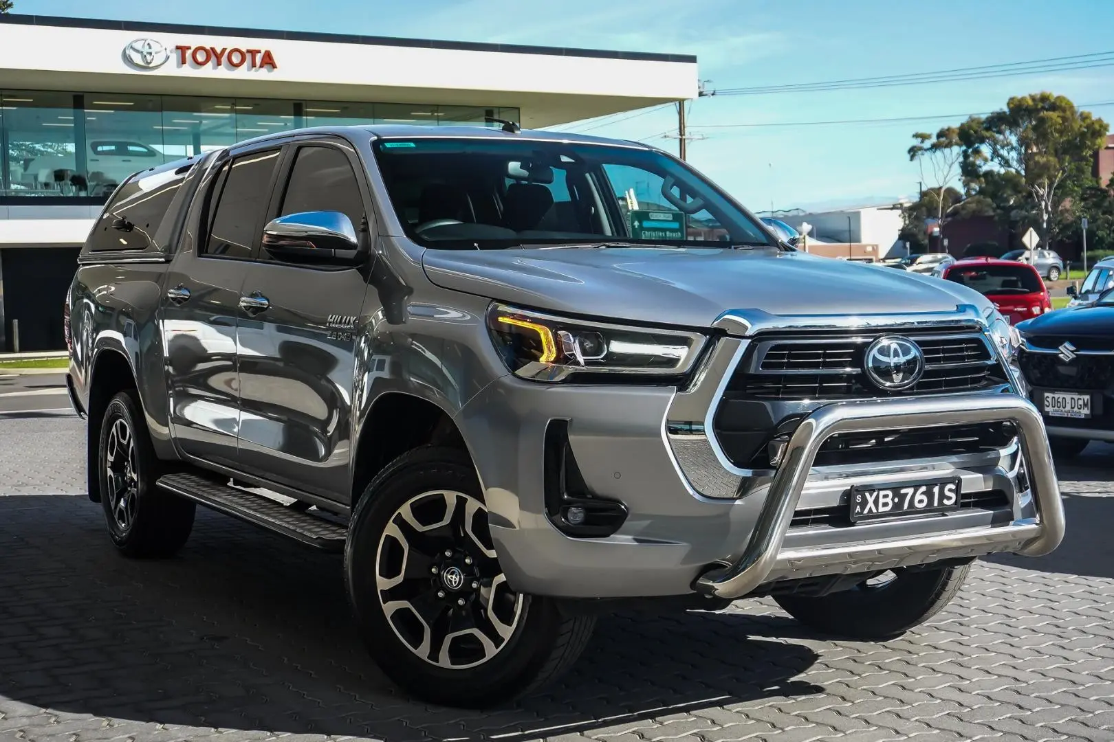 2021 Toyota Hilux Gallery Image 2