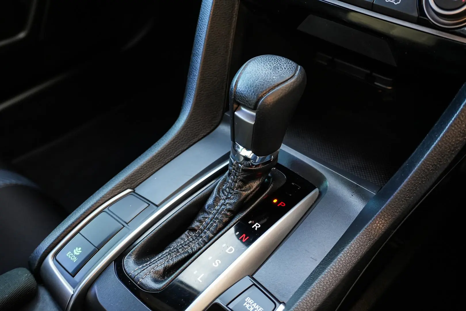 2018 Honda Civic Gallery Image 18