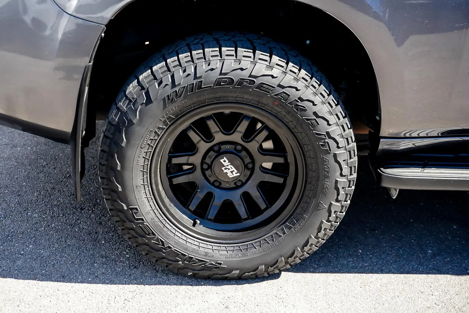 2017 Toyota Landcruiser Prado Gallery Image 17