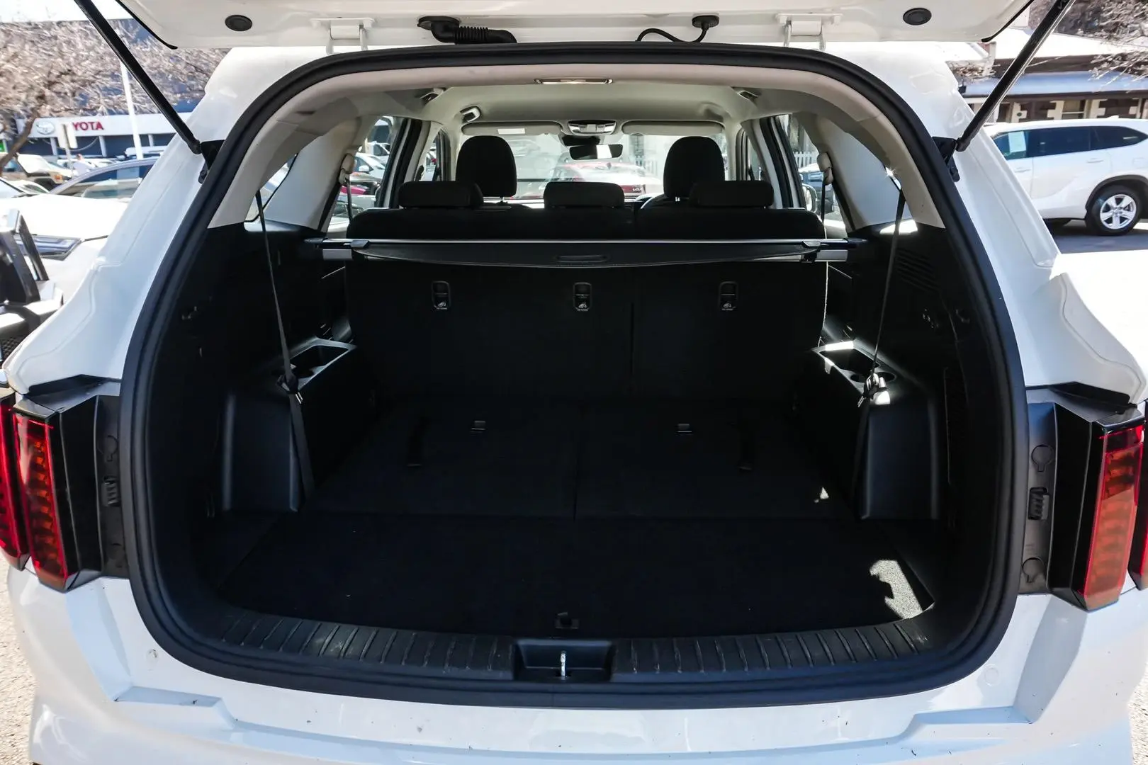 2023 Kia Sorento Gallery Image 10