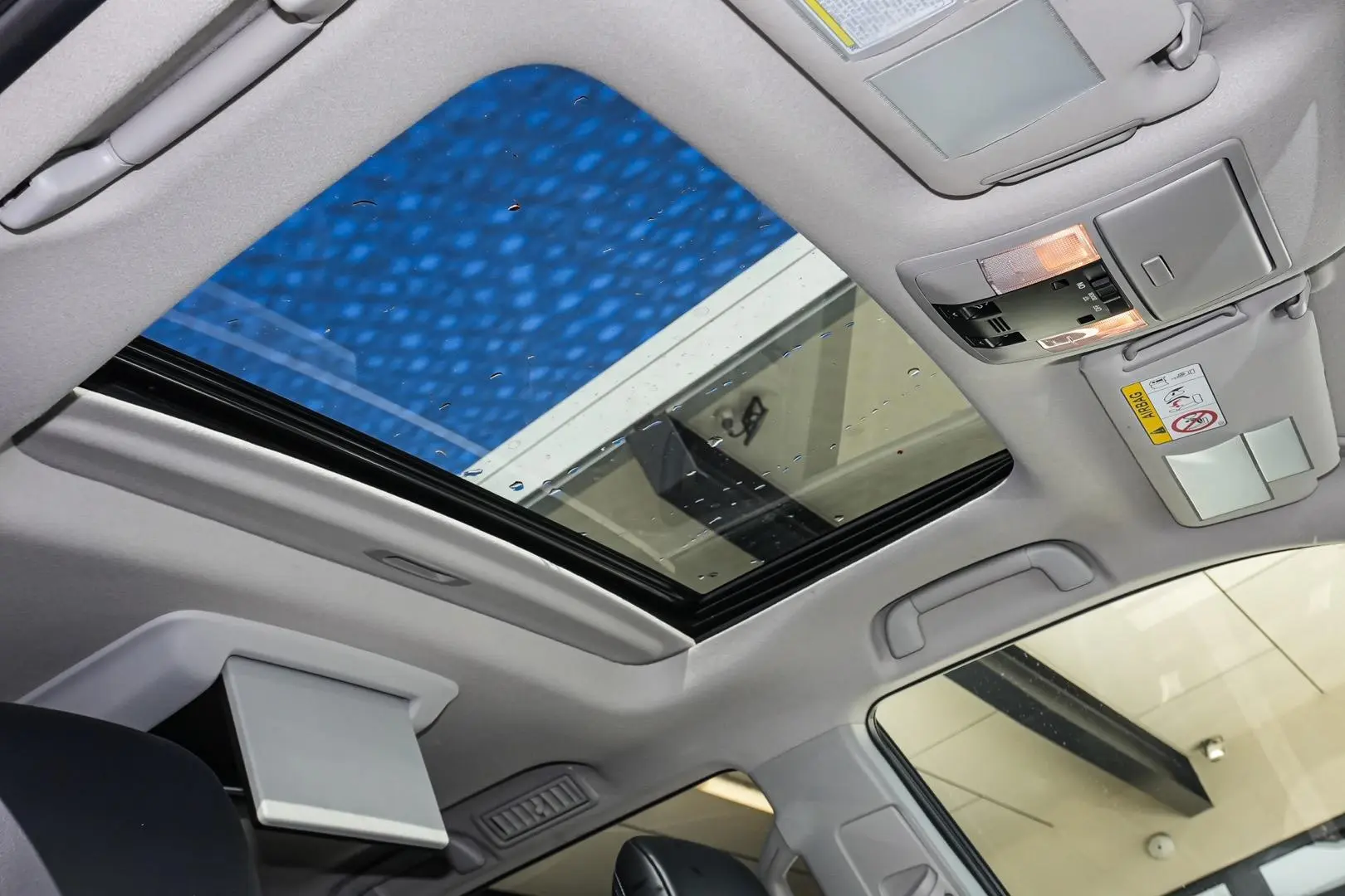 2021 Toyota Landcruiser Prado Gallery Image 18