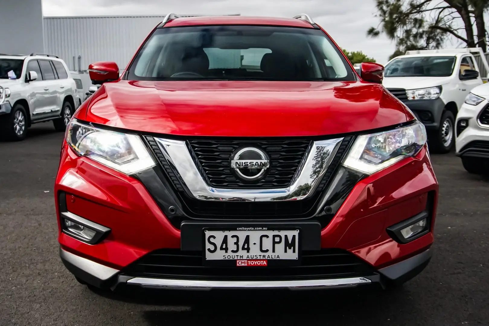 2022 Nissan X-Trail Gallery Image 4