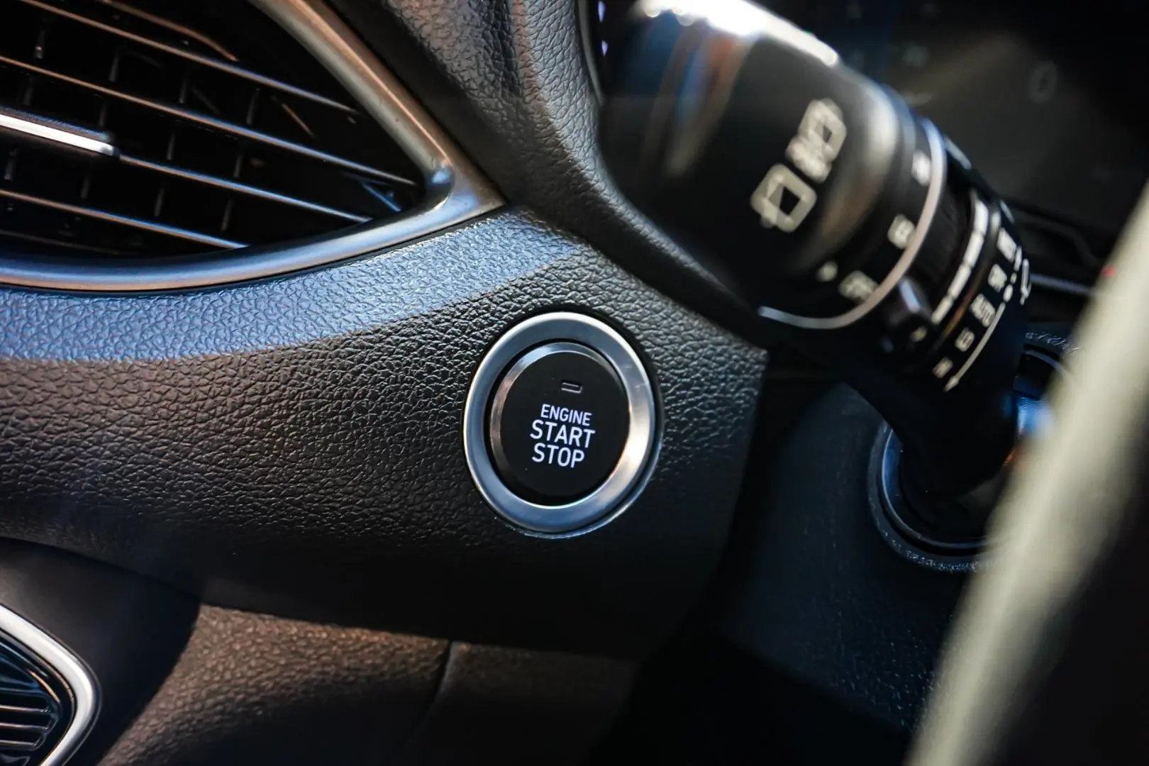 2022 Hyundai i30 Gallery Image 24